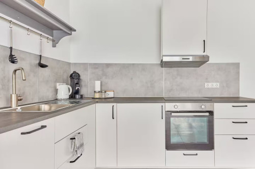 Only 9 min walk to city center | Balcony | Netflix - Gallery - 6