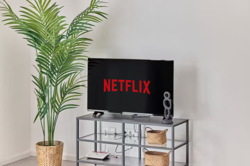 Only 9 min walk to city center | Balcony | Netflix - Gallery - 10