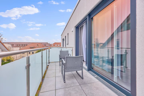 Only 9 min walk to city center | Balcony | Netflix