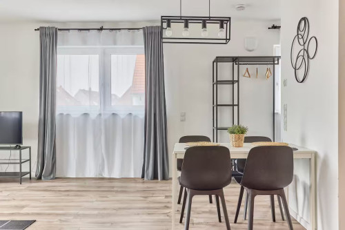 Only 9 min walk to the city center | Balcony | Netflix