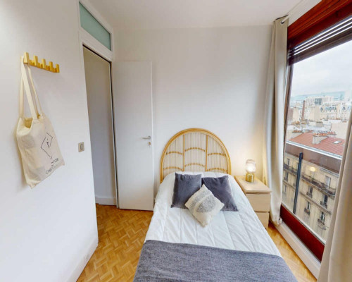 Very neat double bedroom in 15th arrondissement