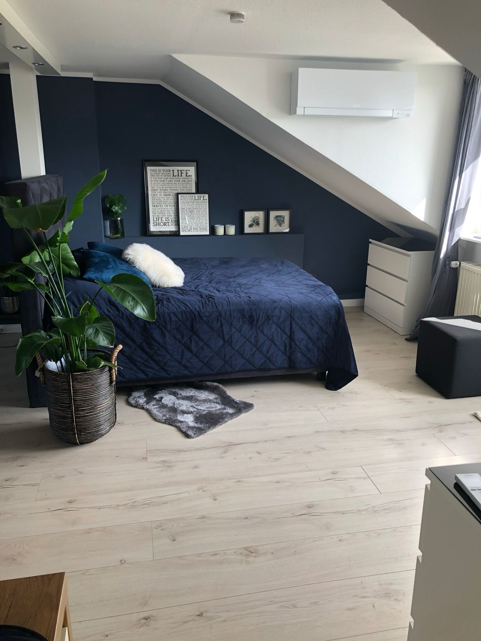  Exclusive Top Floor Flat On 58 Square Metres Of Living Space With Loft Charm And Terrace In The Hear  -  Exclusive top floor flat on 58 square metres of living space with loft charm and terrace in the heart yet quiet location of Krefeld-Fischeln  - Gallery -  9