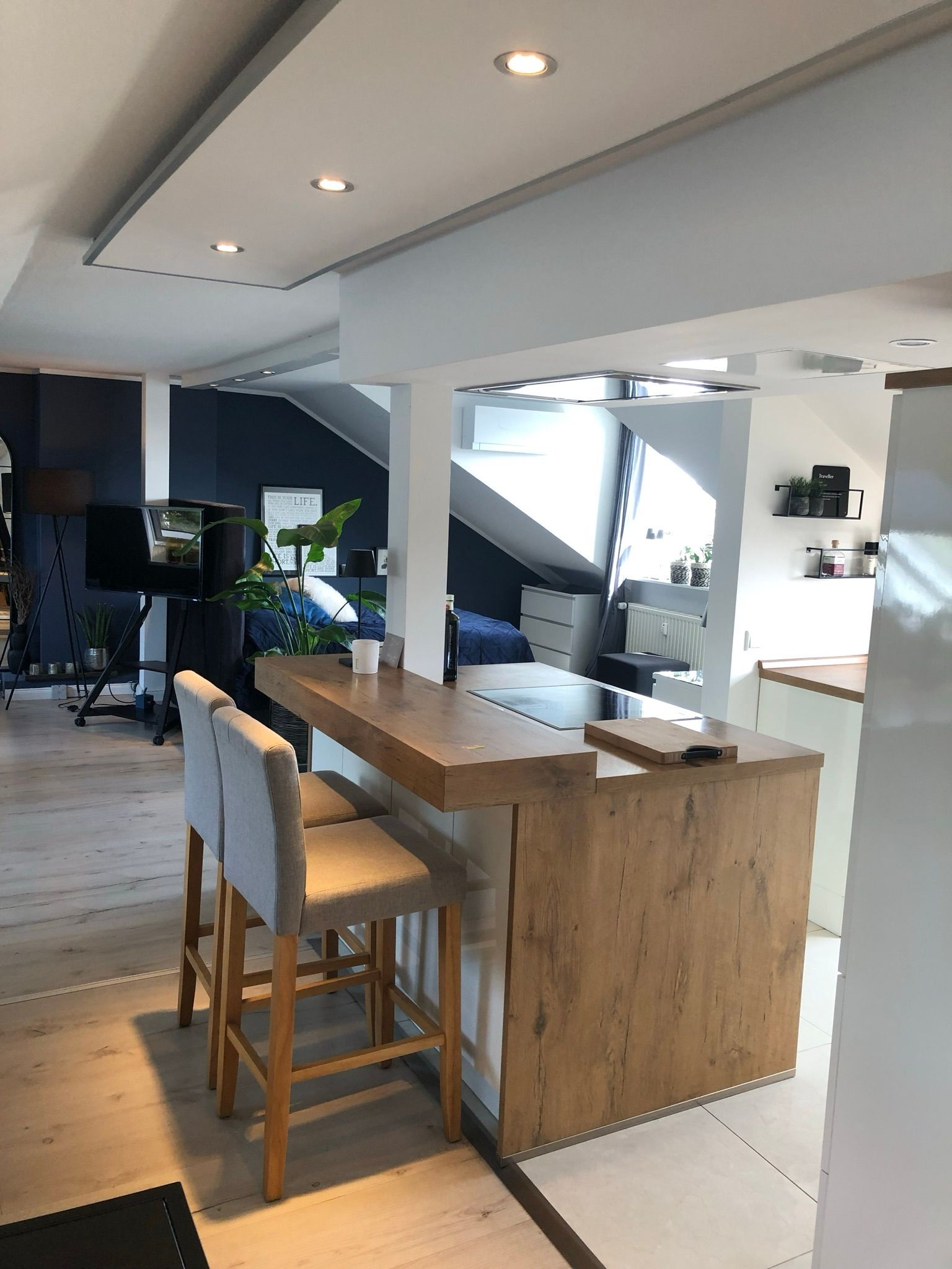  Exclusive Top Floor Flat On 58 Square Metres Of Living Space With Loft Charm And Terrace In The Hear  -  Exclusive top floor flat on 58 square metres of living space with loft charm and terrace in the heart yet quiet location of Krefeld-Fischeln  - Gallery -  11
