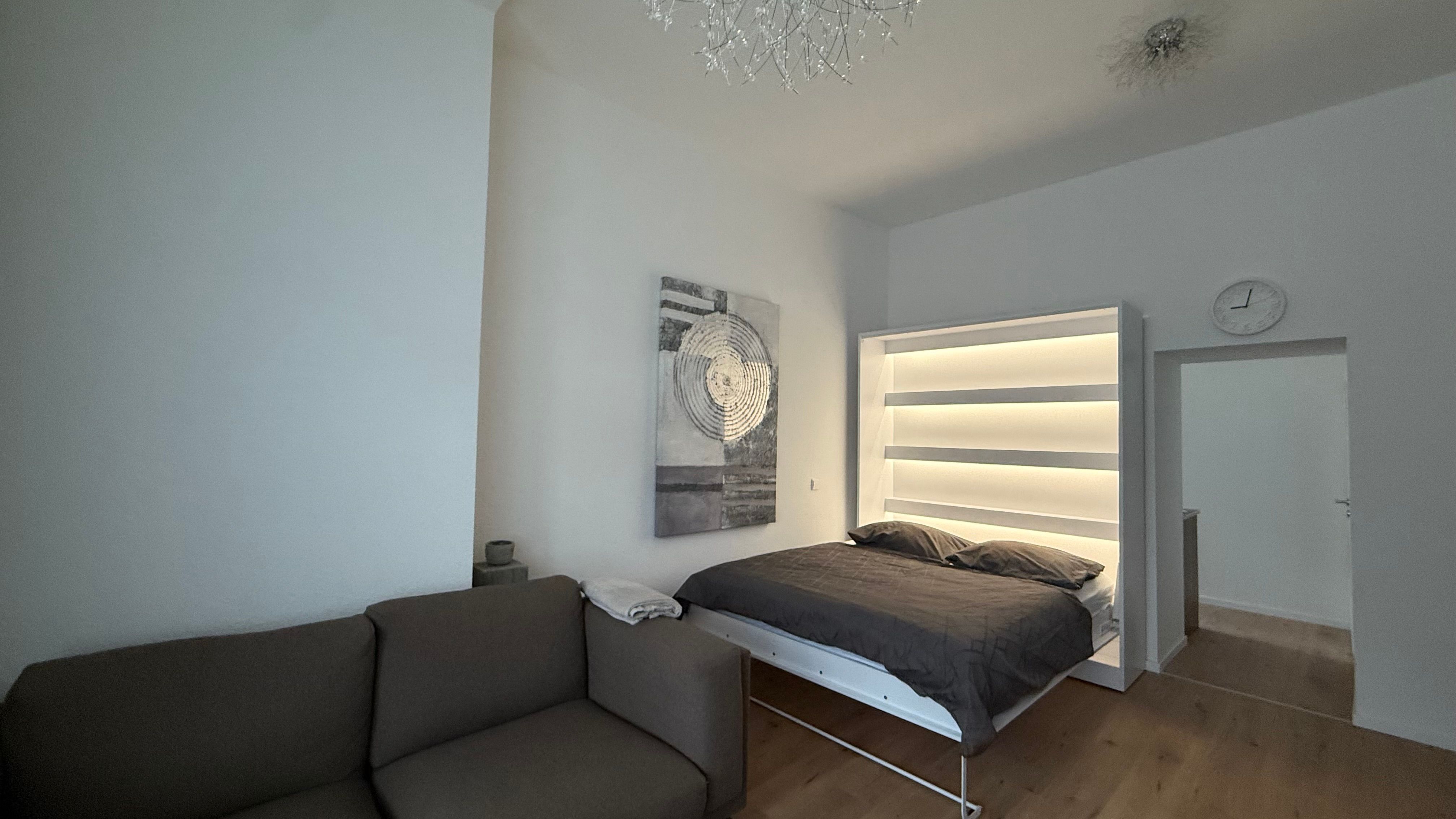 Beautiful Suite In Duisburg - 15
