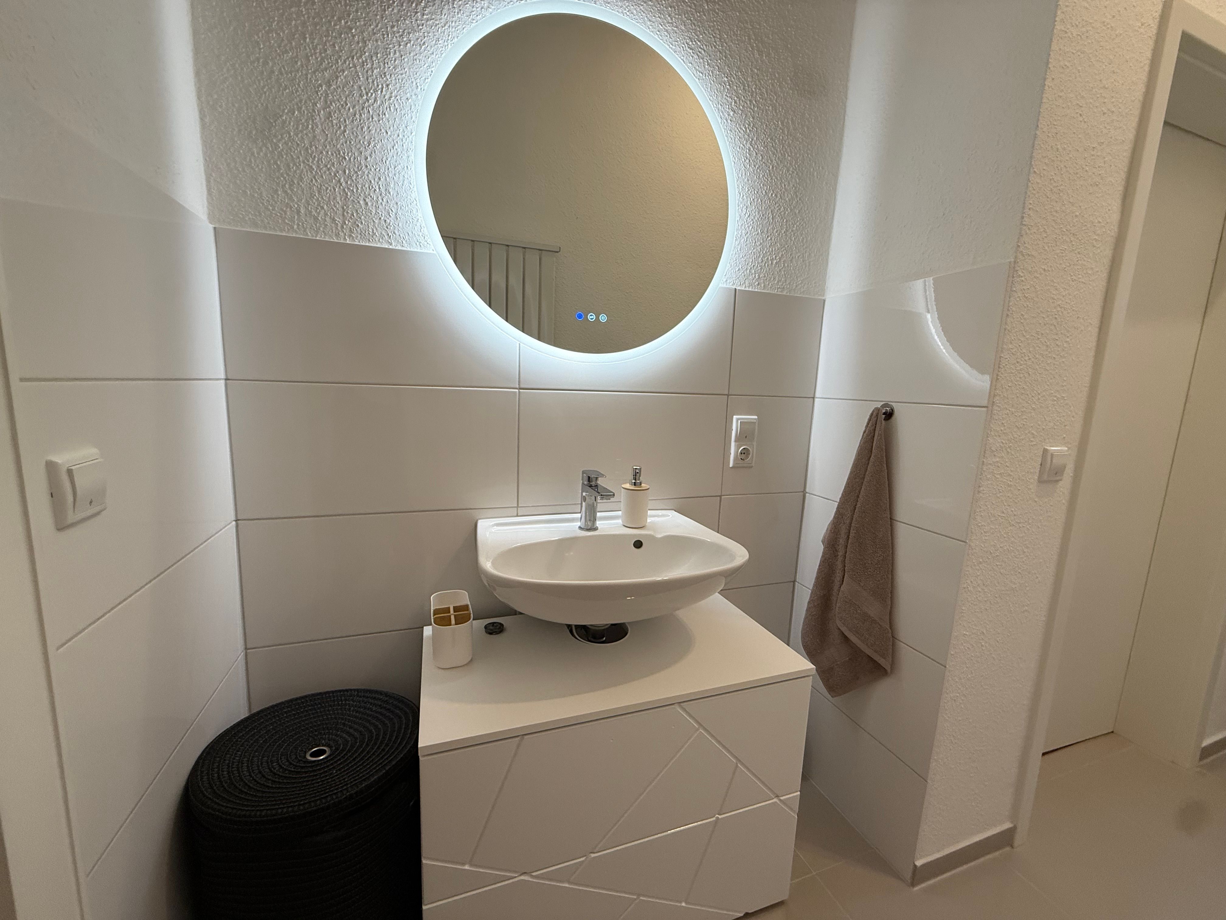 Beautiful Suite In Duisburg - 8
