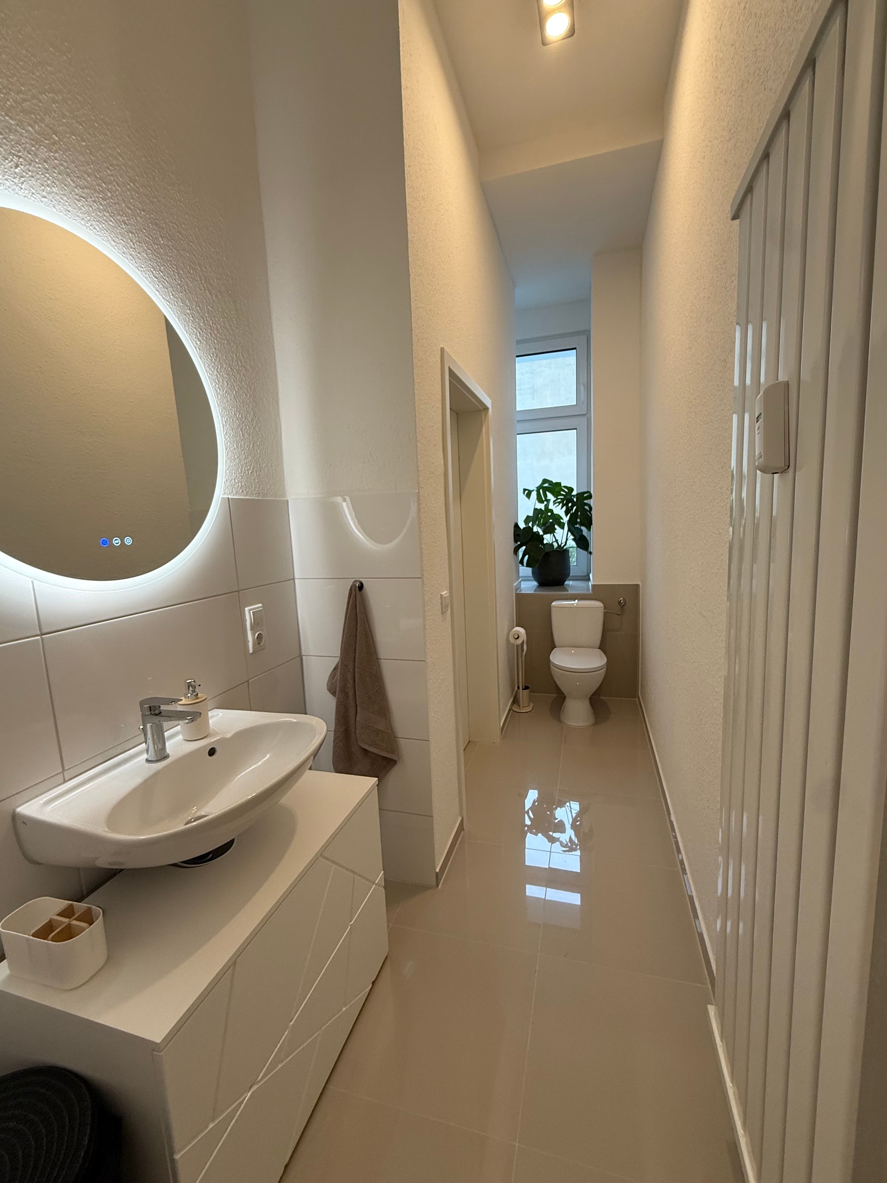 Beautiful Suite In Duisburg - 7