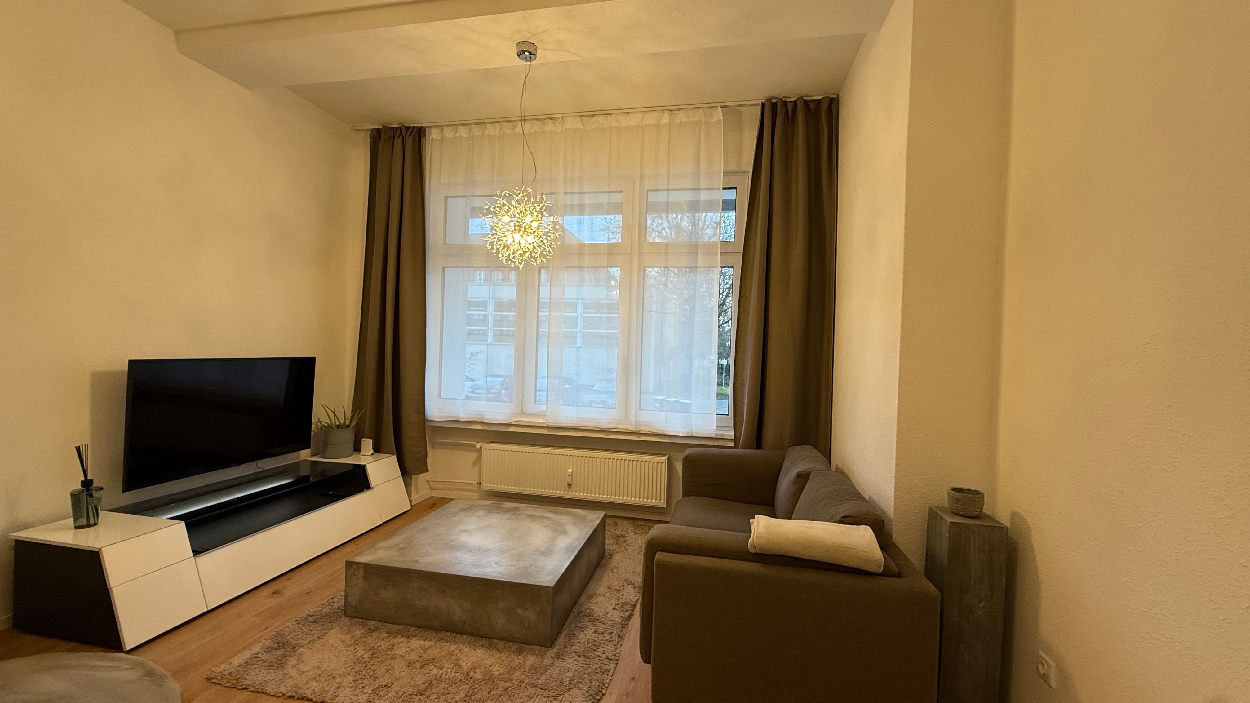 Beautiful Suite In Duisburg - 21