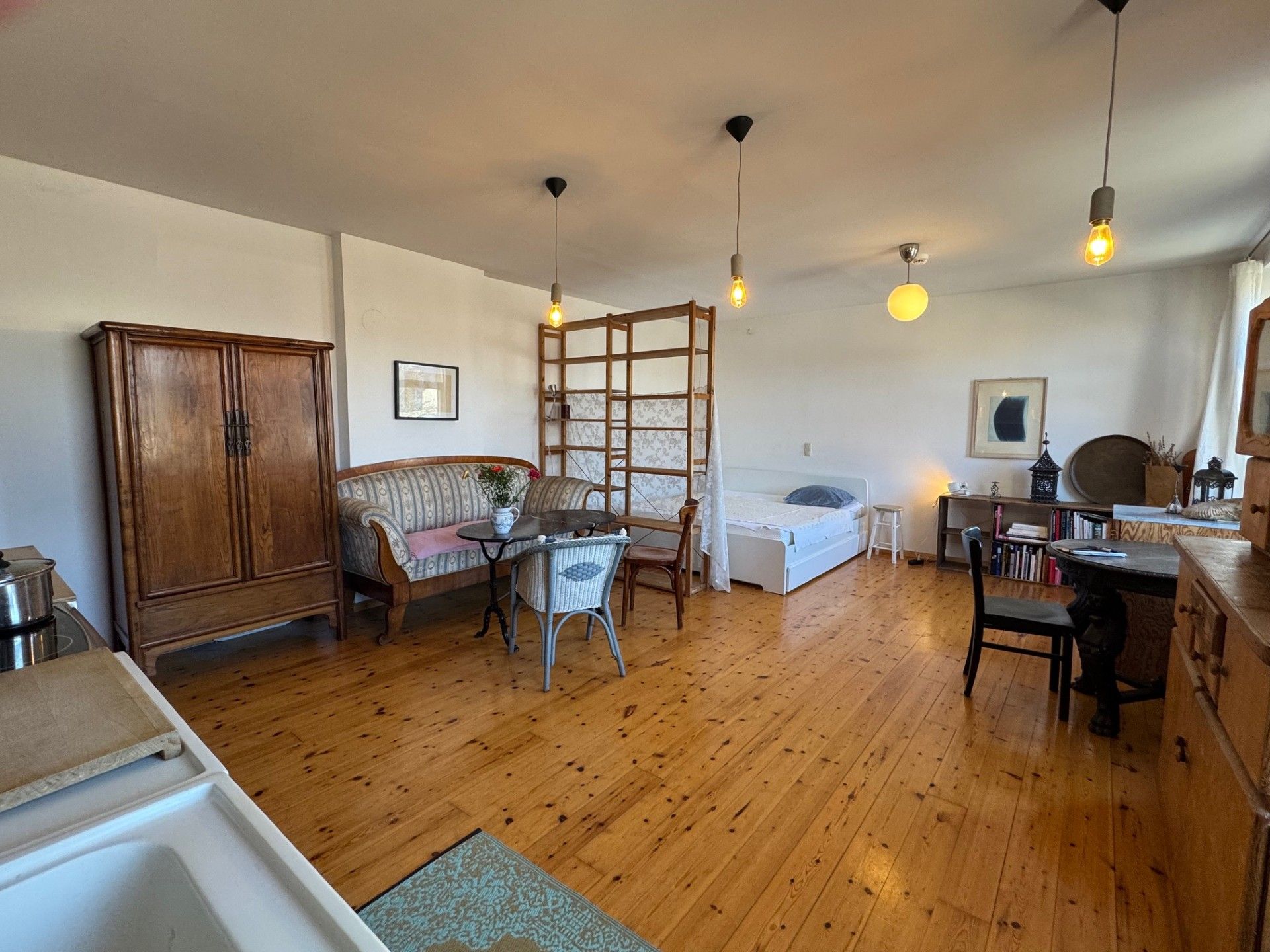 Cozy Apartment With A Great Atmosphere - 13