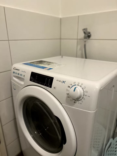 Quiet accommodation with Netflix, kitchen & washing machine  - Gallery -  5