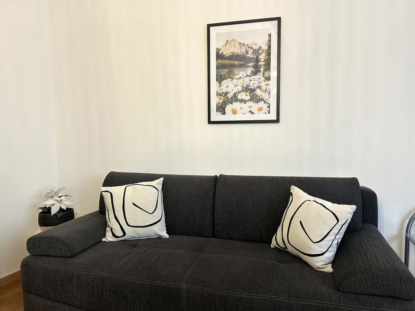  Quiet Accommodation With Netflix, Kitchen & Washing Machine  -  Quiet accommodation with Netflix, kitchen & washing machine  - Gallery -  17
