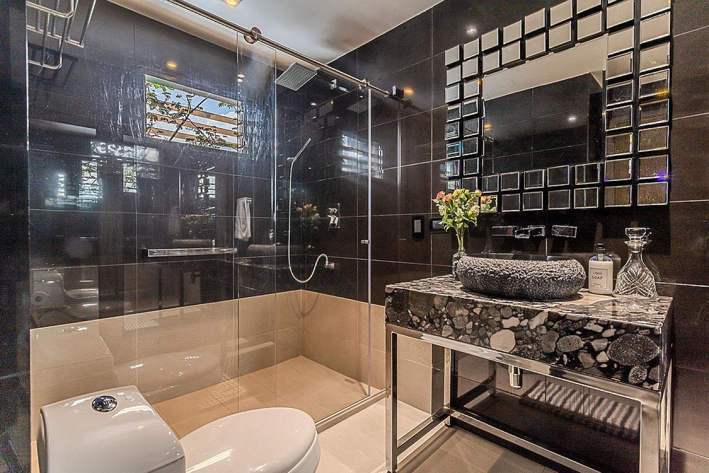 Master Bedroom With Ensuite Bathroom - Lush Jungle-Inspired Coliving El Poblado - Gallery - 13
