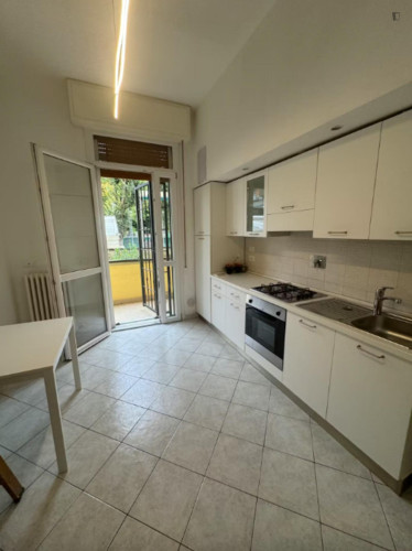 2-Bedroom Apartment in Bologna 