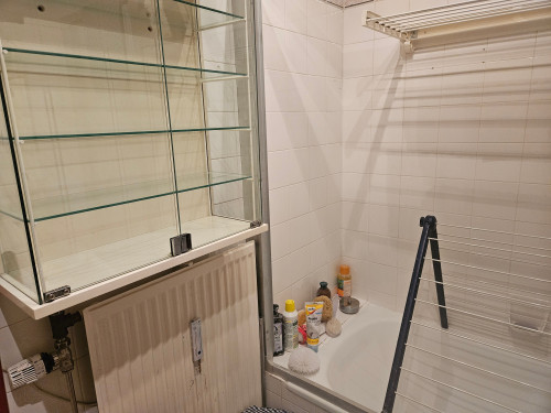 Charming and sunny apartment in a quiet courtyard