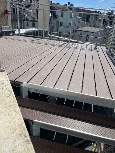 Modern 2 room flat perfect for home office