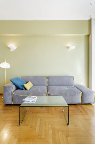 Elegant 2 Bedroom Apartment with a balcony close to Athens National Garden - Gallery - 23