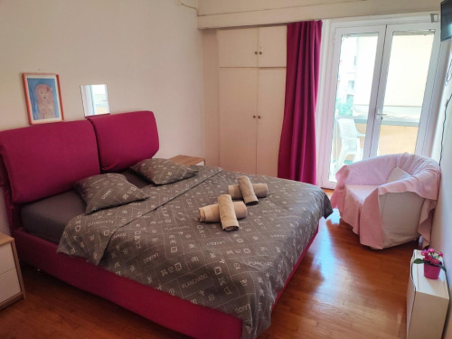 Appealing double bedroom in the centre of Athens