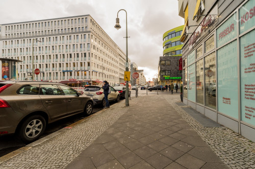 Bright 1 room flat in opposite of the Axel Springer building, Berlin