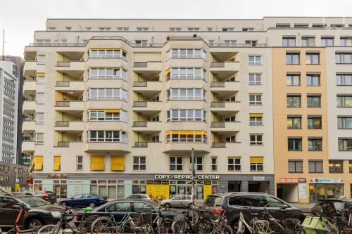 Bright 1 room flat in opposite of the Axel Springer building, Berlin