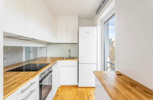 Spacious & modern flat in Steglitz