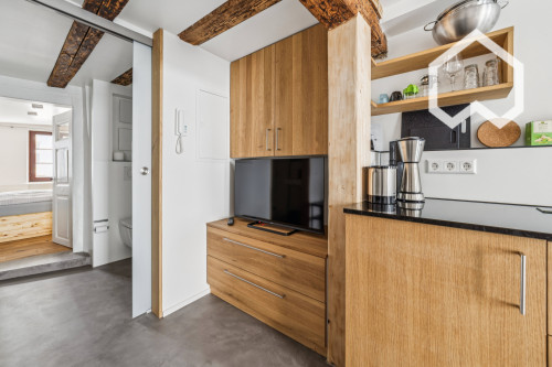 Historic Living in Constance City - Gallery - 13