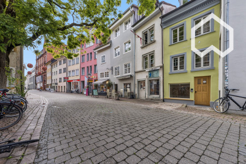 Historic Living in Constance City