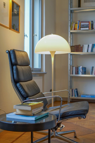A beautifully freshly restored historic apartment with a modern, personal touch - Gallery - 10