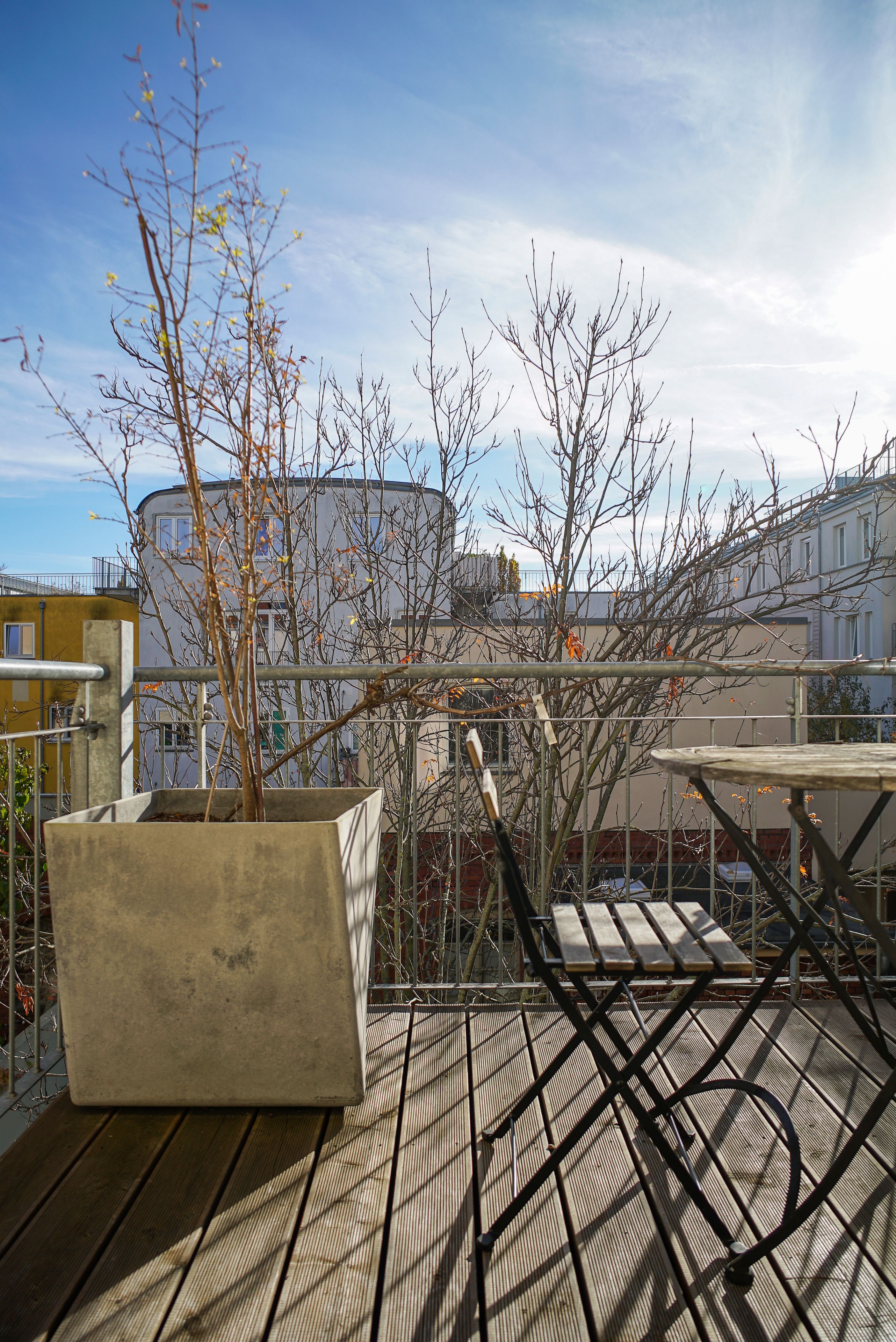 A Beautifully Freshly Restored Historic Apartment With A Modern, Personal Touch - 3
