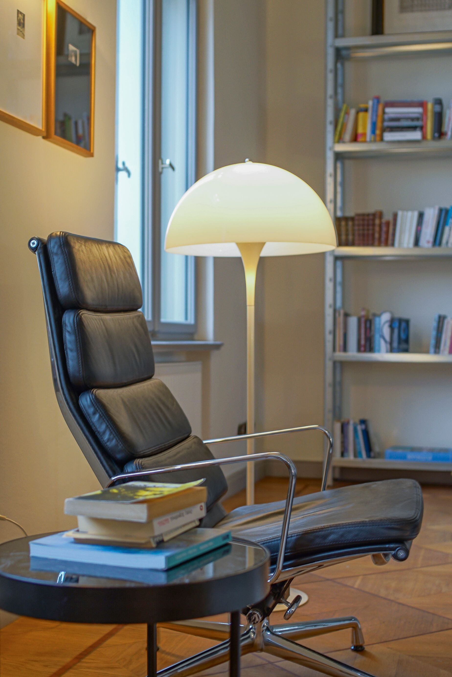 A Beautifully Freshly Restored Historic Apartment With A Modern, Personal Touch - 9