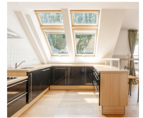 Sophisticated 2-Bedroom Penthouse in the Heart of Berlin Friedrichshain