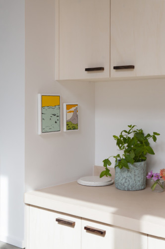 Warm and Artistic Coliving Home with Terrace in Vibrant Saint-Gilles