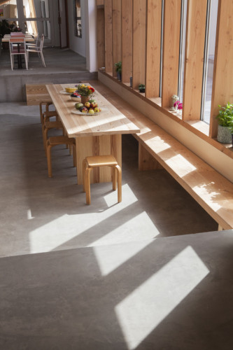 Warm and Artistic Coliving Home with Terrace in Vibrant Saint-Gilles