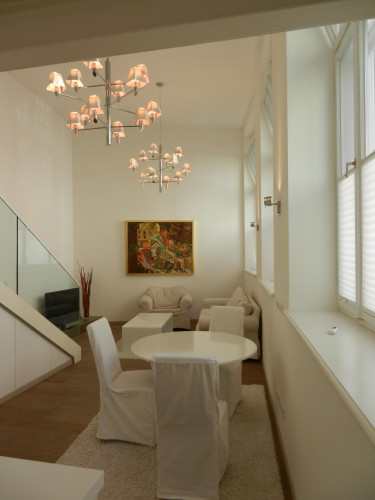 Exclusive, high-quality furnished 1.5-room gallery flat in Munich-Maxvorstadt