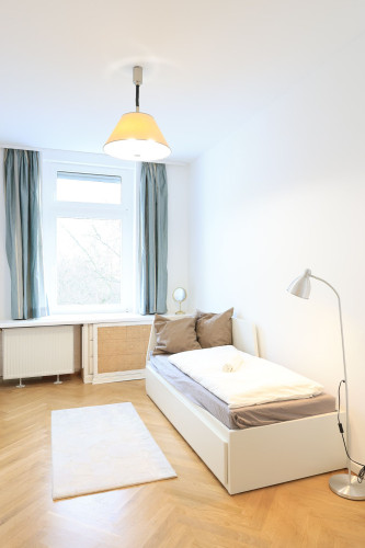 Exclusive, furnished luxury 3+ rooms by the park, Garage, First occupancy