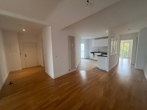 Women Only | Furnished Room in High-Quality Maisonette near Bergmannkiez