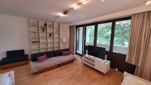 Spacious & cute home