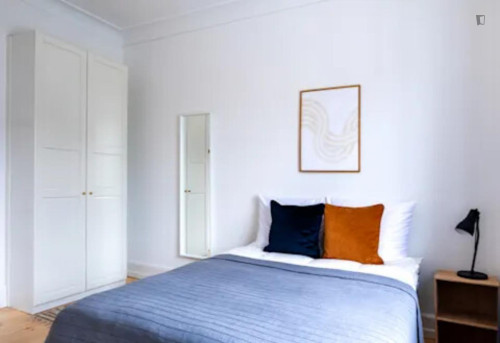 Brilliant double bedroom in Frederiksberg C