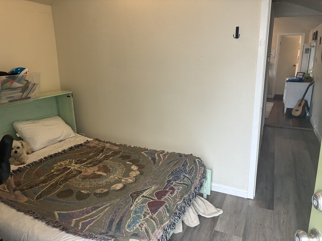  Happy Place(Single Bed)  -  beachside  - Gallery -  1