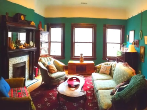 Quiet sunny room near transportatio