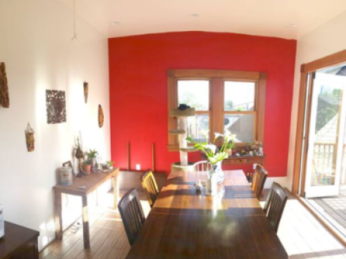 Quiet sunny room near transportatio