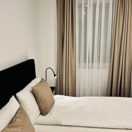 Living like in hotel - completely new, fully furnished room with stylish bathroom in Düsseldorf Old Town