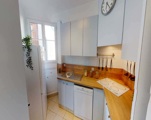 Chambre dans le bis avenue de Versailles