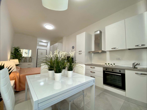 Monolocale Via Stendhal