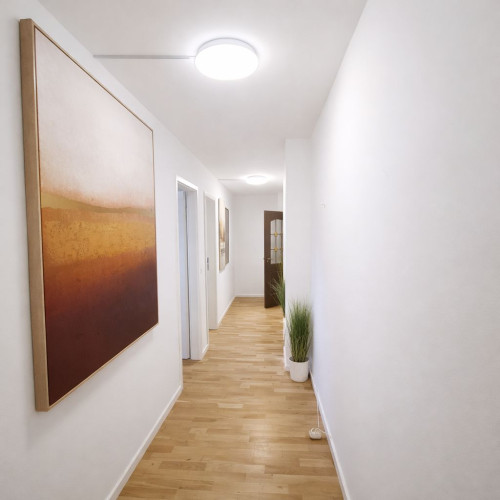 Spacious 5-room apartment in Munich-Pasing