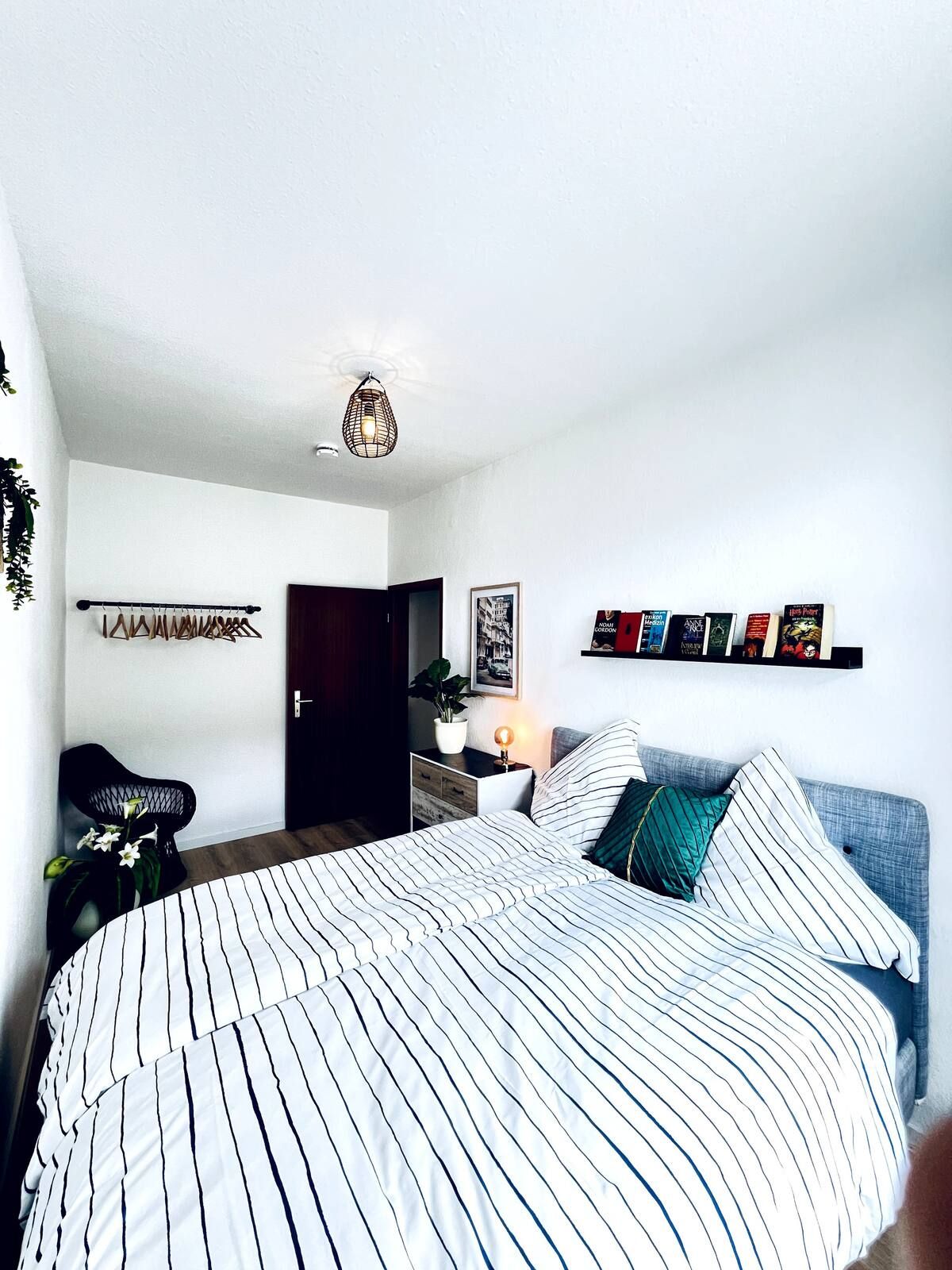 CASA COZY - 3-Room Apartment - Kitchen & SmartTV - Perfect For Groups, Families, And Business Travel - 22