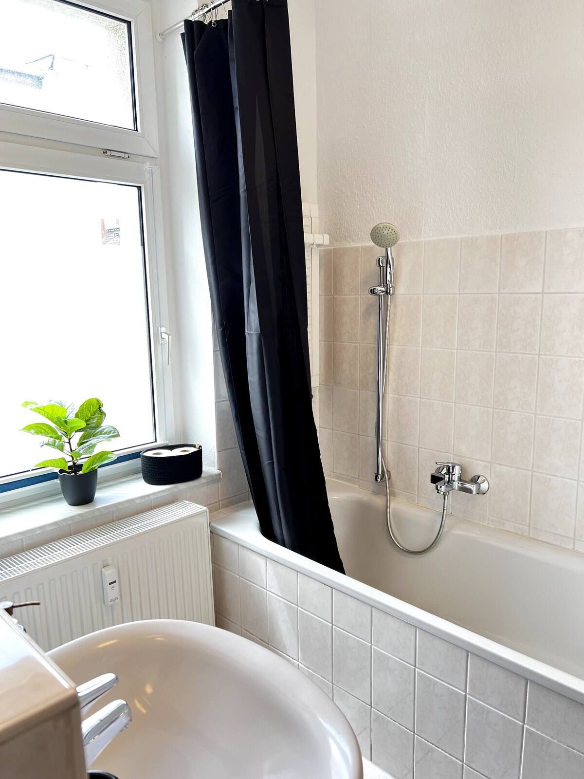 CASA COZY - 3-Room Apartment - Kitchen & SmartTV - Perfect For Groups, Families, And Business Travel - 9