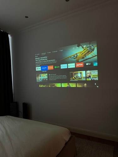 Exclusively renovated classic apartment with balcony near Bilk S-Bahn