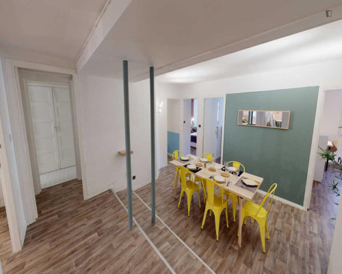 Spacious double bedroom in Capitole de Toulouse
