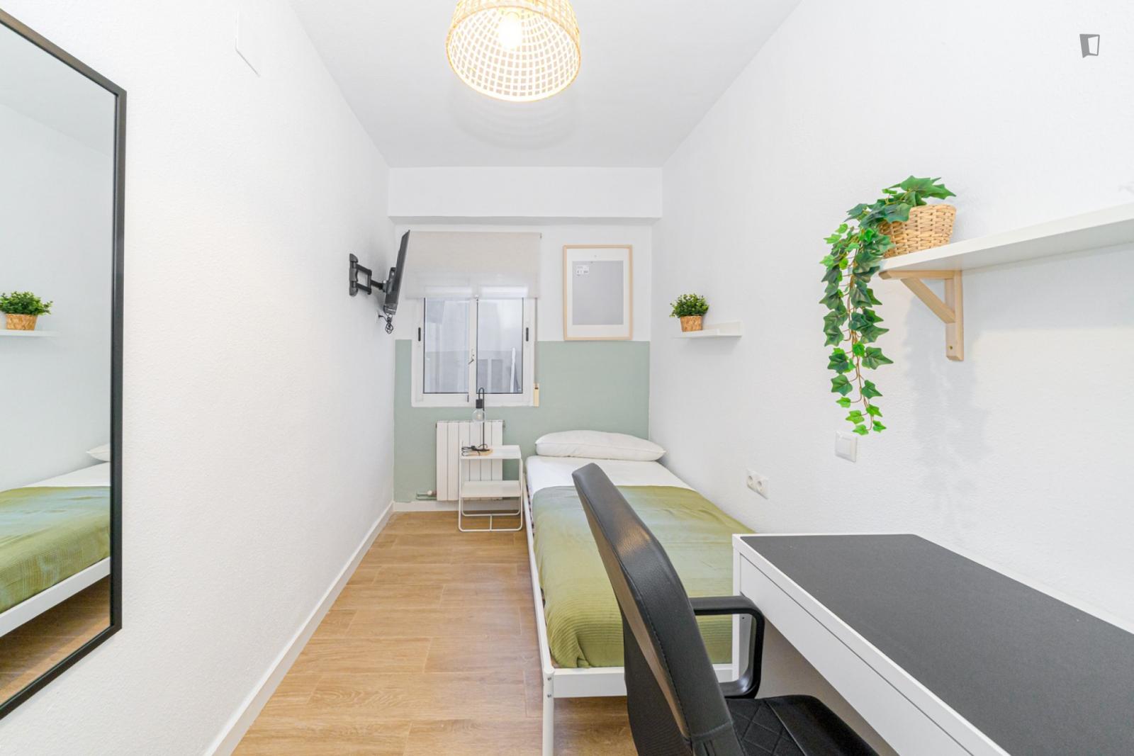  Appealing Single Bedroom  -  Appealing single bedroom  - Gallery -  1