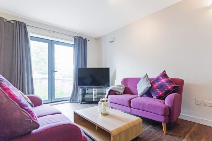  4 Beds, 4 Baths  -  563 Meanwood Road  - Gallery -  4
