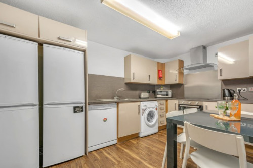 7 The Village Street